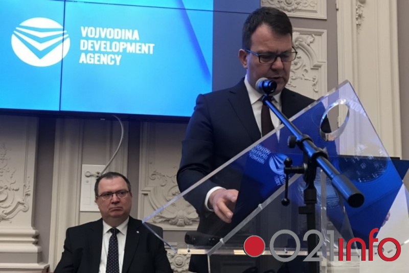 Predsednik Mirović u Parizu predstavio privredne potencijale Vojvodine