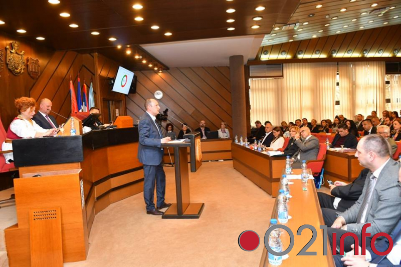 Grad dobio novi Statut, u planu nabavka novih autobusa