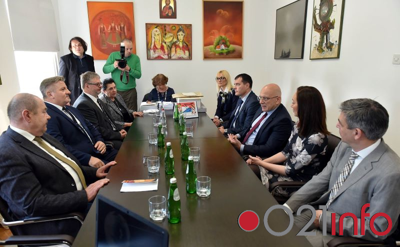 Počela konferencija Arhivi i izazovi 21. veka