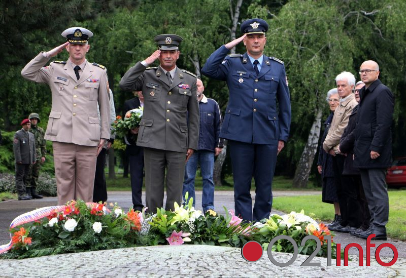 Položeni venci povodom Dana pobede nad fašizmom 